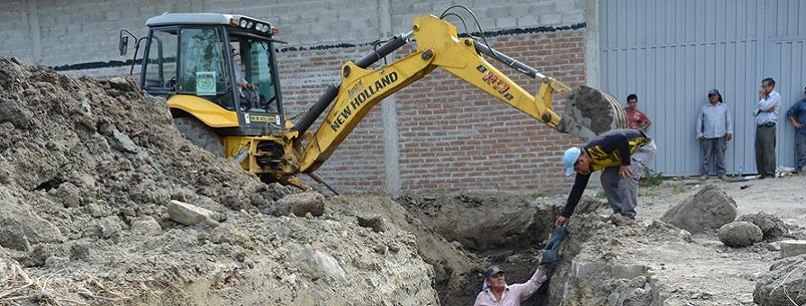 Se realiza cambio de tubería en Santa Marianitase