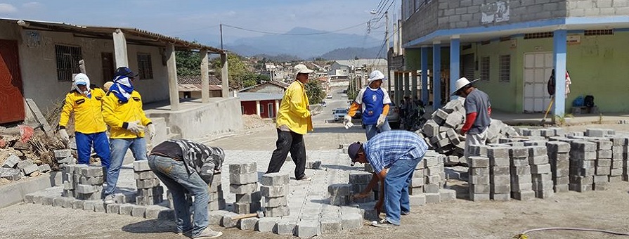 Adoquinado en Bello Horizonte con un 60% de avance
