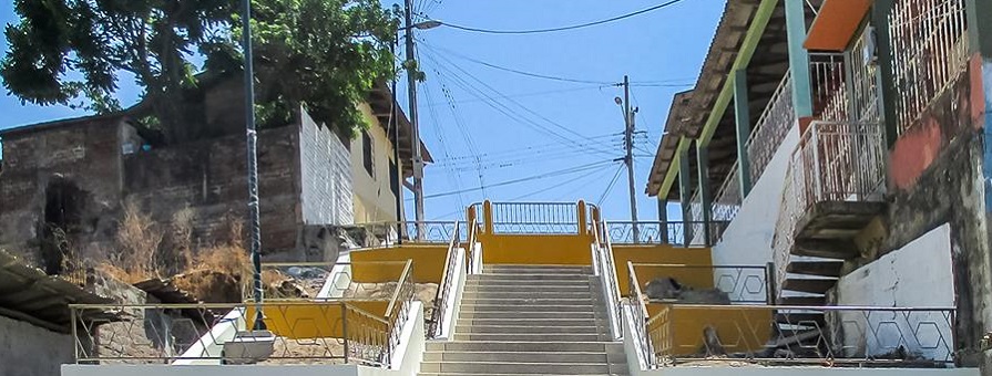 Culminó regeneración de la escalinata del Barrio Centenario