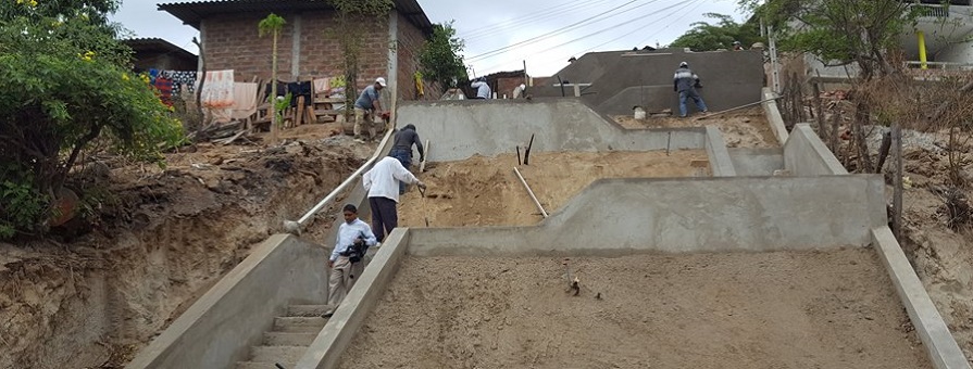 Escalinata en Sta. Marianita con 70% de avance
