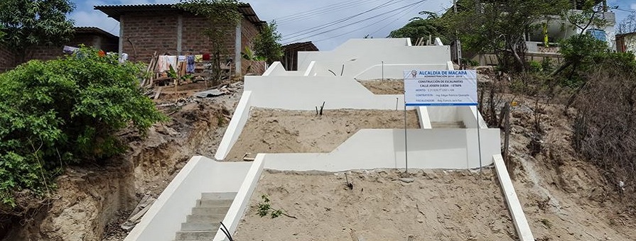 95% de avance en escalinata del Barrio Santa Marianita